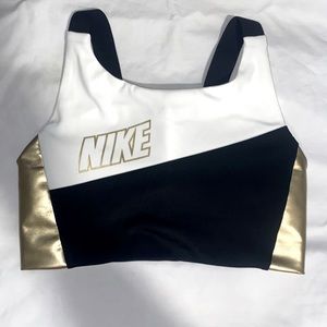 NWOT Nike Sportsbra XS